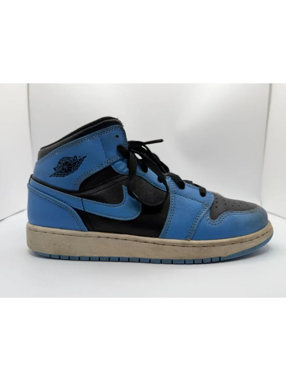 Nike Air Jordan 1 Mid University Blue Black Youth Size 7Y (DQ8423-401) Sneakers